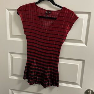 Women’s sleeveless top